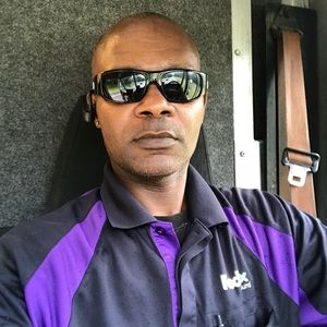 Meet your Posher, Corey